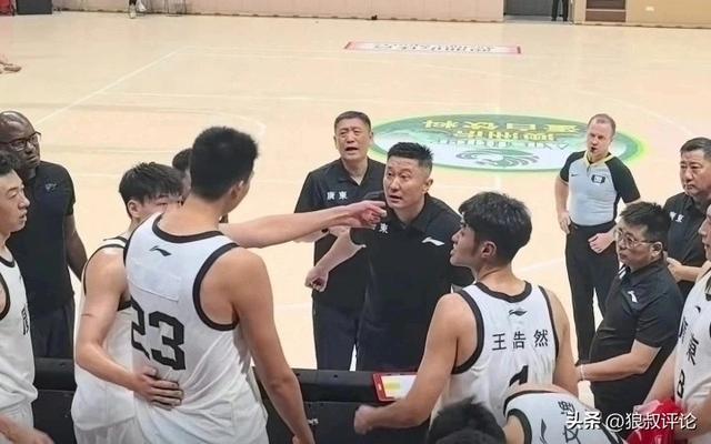 乐鱼平台-曝NBA至少有5支球队邀请徐昕试训 2米26小巨人离开广东彻底起飞